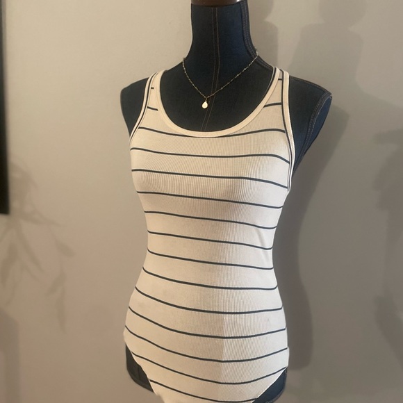 Women’s NWT Los Angeles New York Backless Bodysuit NEW Size Small - Picture 7 of 8